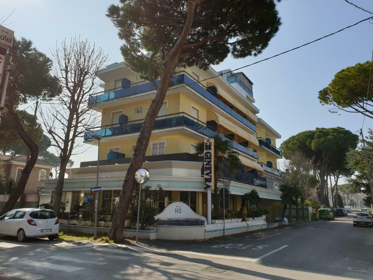 Hotel Ginevra Riccione Exterior photo